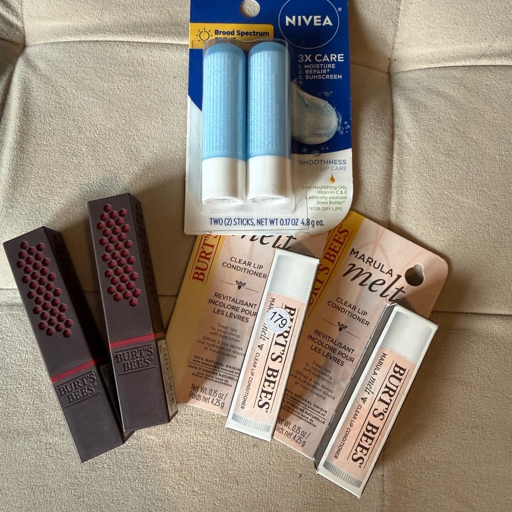 Burt’s Bees lip bundle